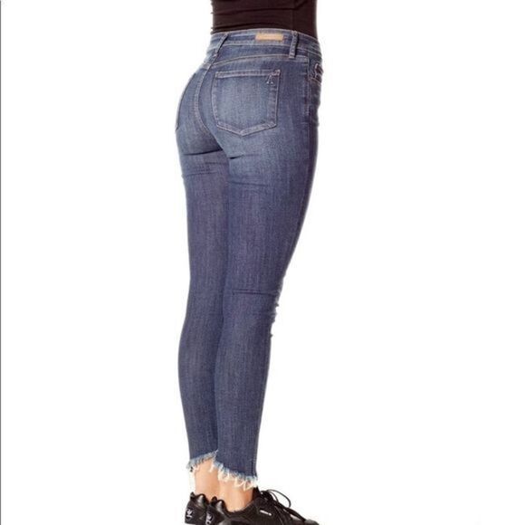 NWT. Articles of Society Step Hem Skinny Jeans - Picture 2 of 11